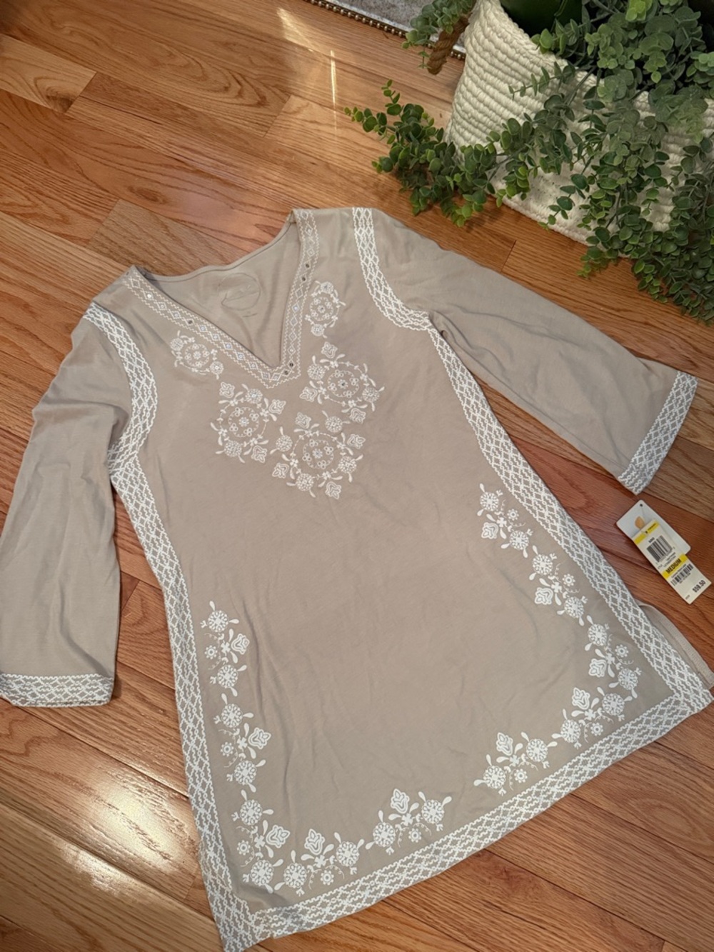 INC BOHO LONG TOP BEIGE WITH SEQUINS SIZE MEDIUM